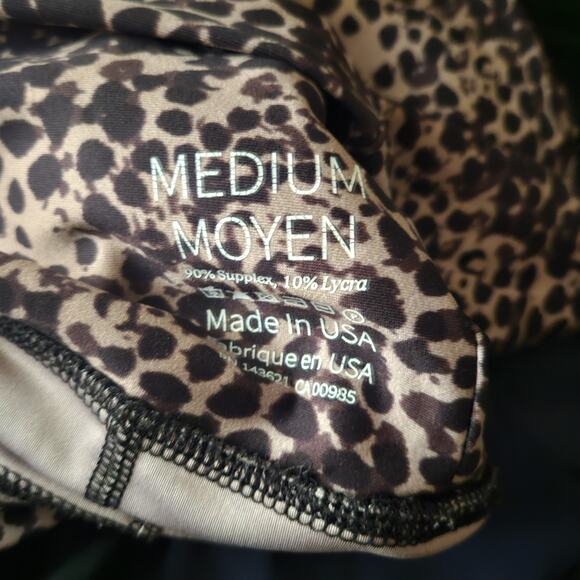 Live the Process Animal Print Shorts Size Medium - Picture 3 of 3